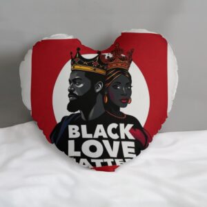 Heart-shaped pillow - U